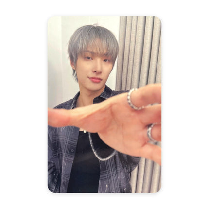 ATEEZ Mingi GOLDEN HOUR Part.5 pop-up reward photocard — silver-gray hair, navy plaid shirt over a black top, chain necklace, both hands with silver rings reaching toward the camera, gray curtain background.