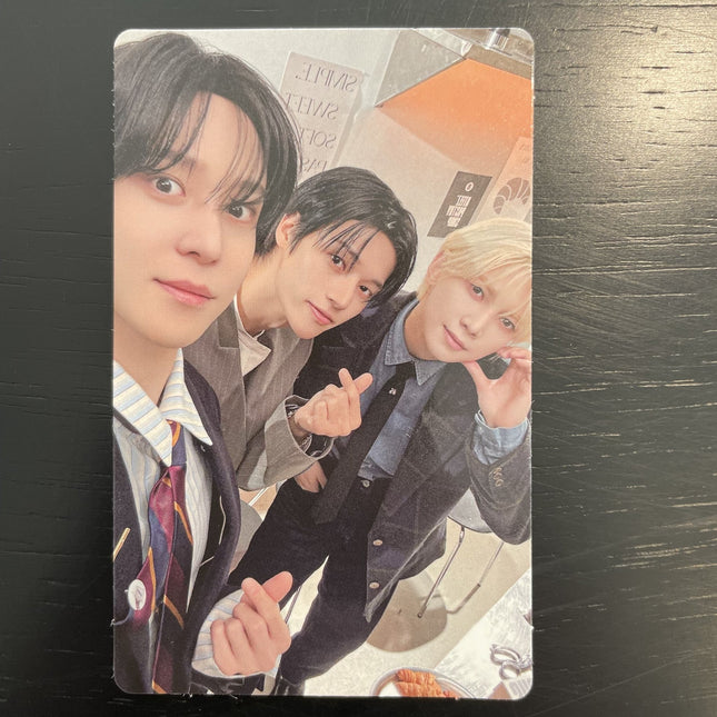 ATEEZ 2026 Season's Greetings Apple Music POB Photocard, ATEEZ Season's Greetings 2026 POB, ATEEZ PASTRY SHOP photocard, ATEEZ SG 2026 unit photocard, Apple Music pre-order benefit, ATEEZ Season's Greetings POB, ATEEZ 2026 calendar photocard, PASTRY SHOP POB, KQ Entertainment, ATINY photocard, ATEEZ 2026 Season's Greetings Apple Music POB unit photocard official PASTRY SHOP pre-order benefit featuring 8 members Hongjoong Seonghwa Yunho Yeosang San Mingi Wooyoung Jongho