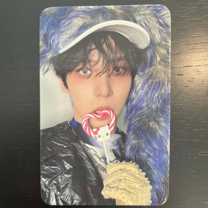 ATEEZ GOLDEN HOUR : Part.5 Cat Heart Candy POB Photocard Yunho