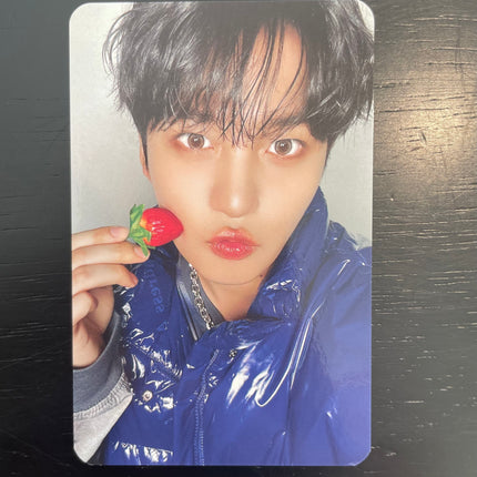 ATEEZ GOLDEN HOUR : Part.5 Strawberry POB Photocard Jongho