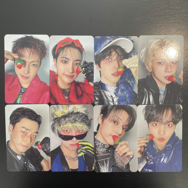 ATEEZ GOLDEN HOUR : Part.5 Strawberry POB Photocard