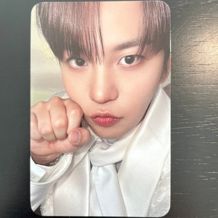 ATEEZ GOLDEN HOUR : Part.5 Who’s Fan Lucky Draw POB Photocard Jongho