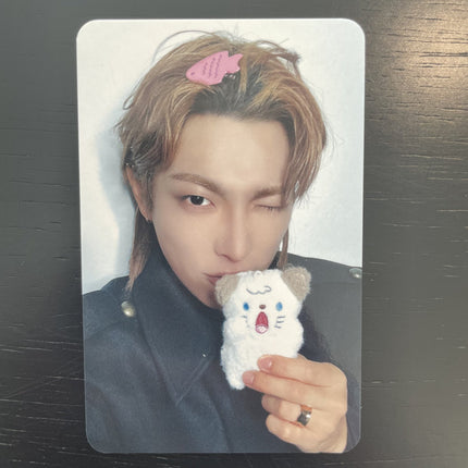 ATEEZ - GOLDEN HOUR: Part.4 MAKESTAR POB Photocard
