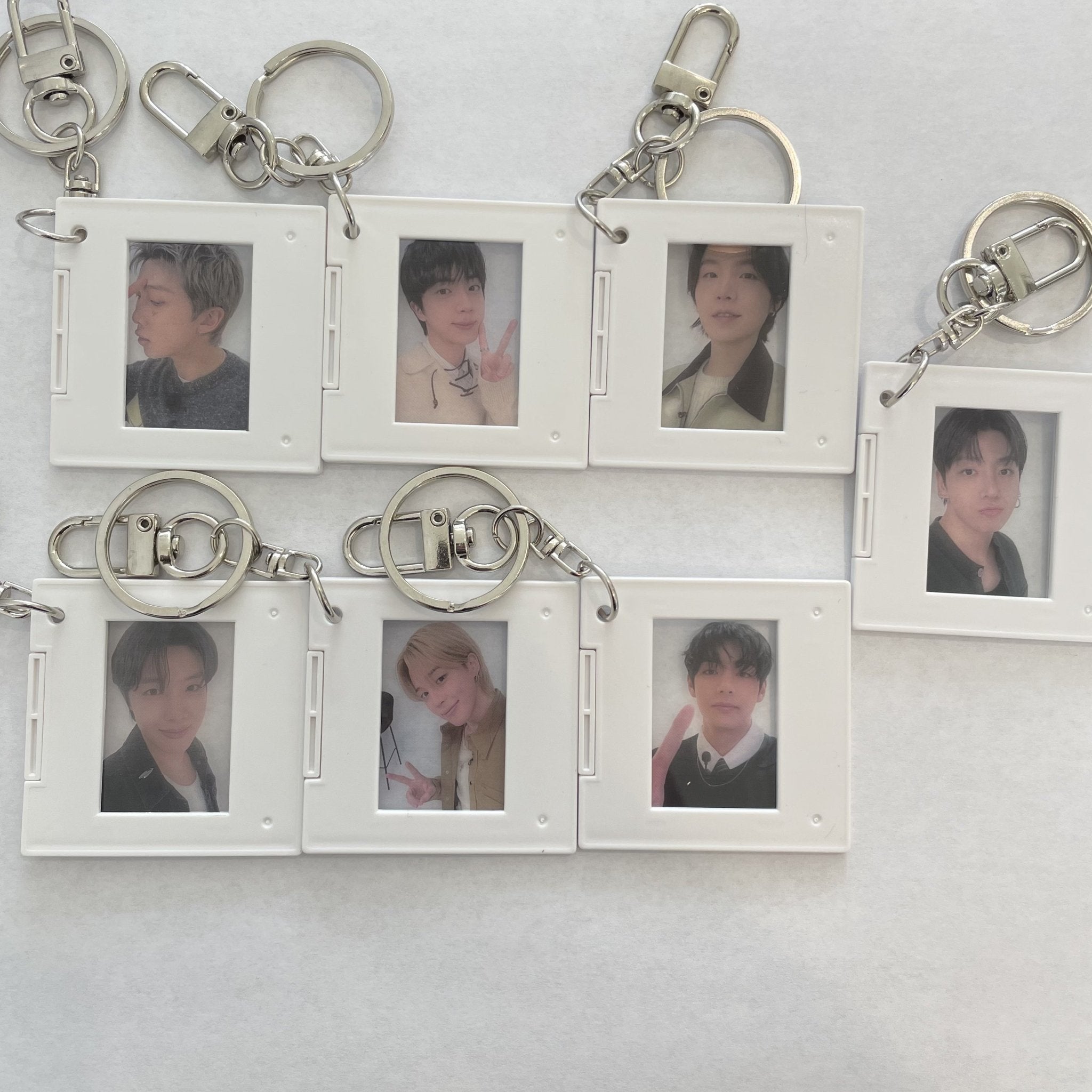 BTS - ARIRANG Weverse Shop POB Selfie Film Mount Keyring | Member