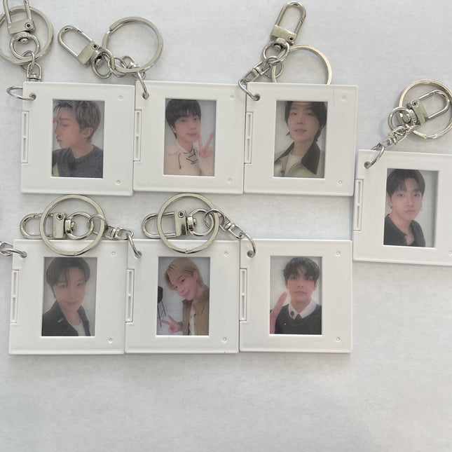 BTS - ARIRANG Weverse Shop POB Selfie Film Mount Keyring
