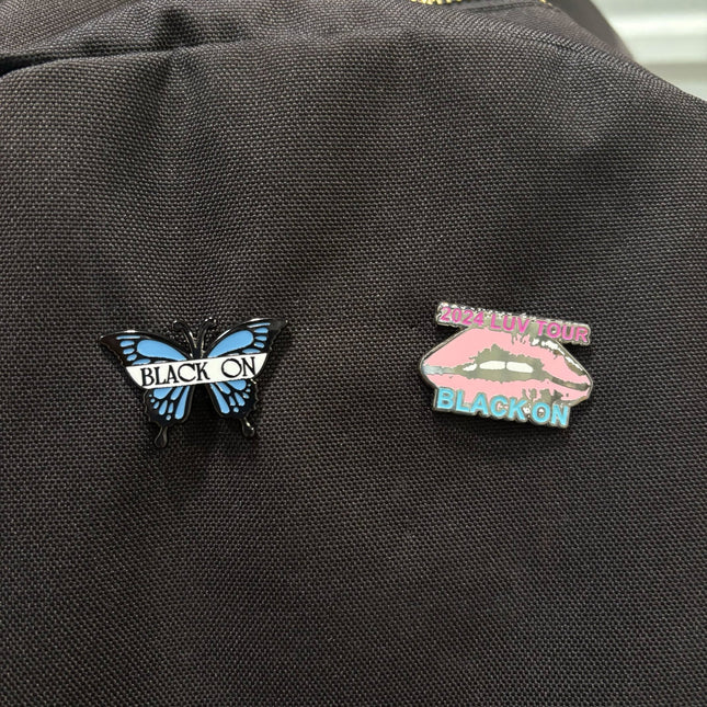 Black On Fanmeet MD Pin Detail