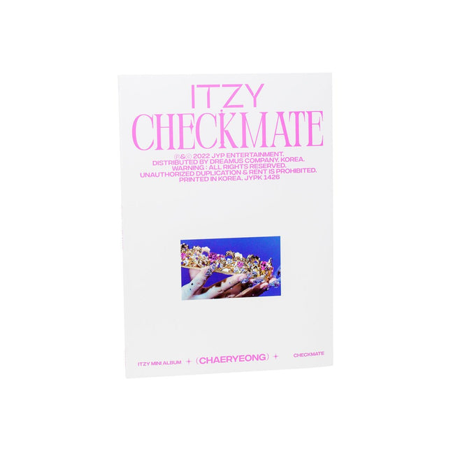 Itzy 5th Mini album Checkmate Standard Version Chaeryeong