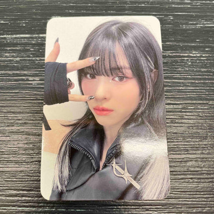 Itzy Born To Be Soundwave Pre-Order Benefit Photocard