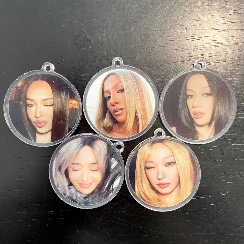 KATSEYE – WILD (Weverse Shop POB Acrylic Keyring)