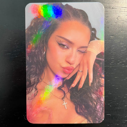 KATSEYE Daniela WILD Yes24 POB holographic photocard with iridescent rainbow shimmer finish, official Yes24 pre-order benefit, 55 × 85 mm. 