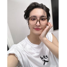 Load image into Gallery viewer, Ateez BREAK THE WALL T-shirt