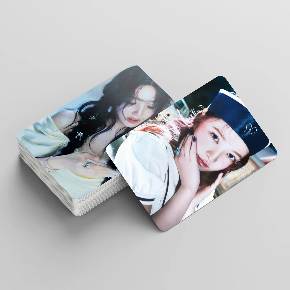 thumbnail image 2 of KPOP Merchandise ITZY Laser Photocards 50PCS - KPOP Holo Effect Lomo Cards For Fans Collection 12V LED Lighting 2 of 12