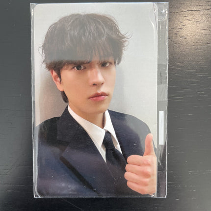 Stray Kids Seungmin KARMA Fans Shop Lucky Draw POB Photocard sealed — dark wet hair stud earring black suit white shirt peace sign grey background golden crest motif