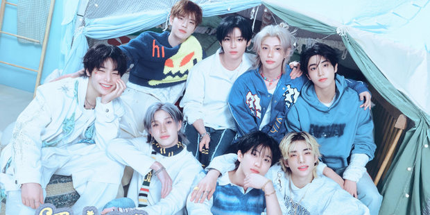 STRAY KIDS - 6th Fanmeeting [STAY IN OUR HOUSE]