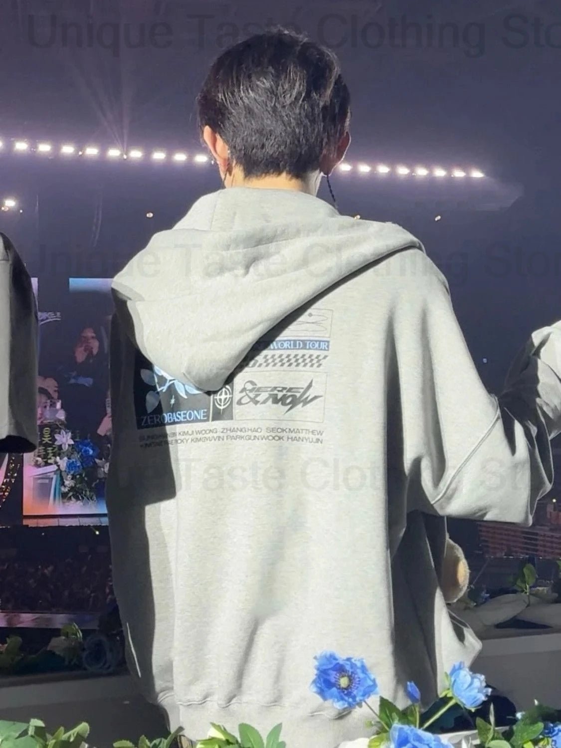 ZEROBASEONE HERE NOW TOUR Zip Up Hoodie – Kpop Exchange ZEROBASEONE HERE NOW TOUR Zip Up Hoodie – Kpop Exchange