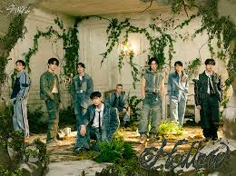 Stray Kids Hollow Limited A