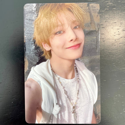 Stray Kids - This & That HMV Japan Lucky Draw POB Photocard (Version B)