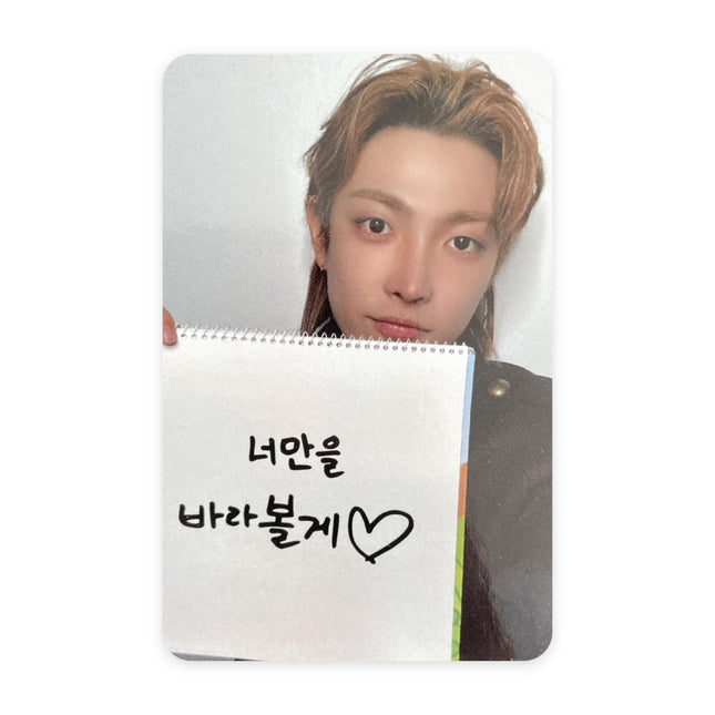 ATEEZ - GOLDEN HOUR : Part.4 DIGIPACK Apple Music POB Photocard - Hongjoong official photocard, 55 x 85 mm