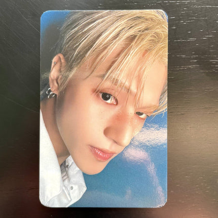 ateez tight shot selfie photocard