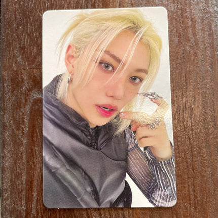 stray kids ate apple music photocard