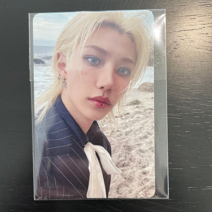 stray kids do it aladin photocard