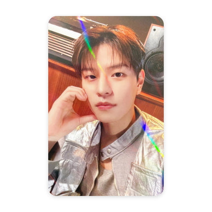 Stray Kids - This & That HMV Japan Lucky Draw POB Photocard (Version A - Holographic) - SEUNGMIN official photocard, 55 x 85 mm