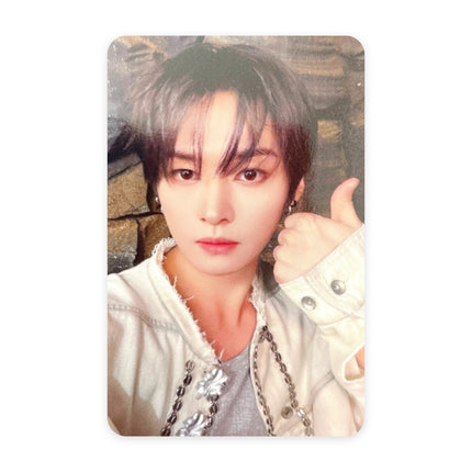 Stray Kids - This & That HMV Japan Lucky Draw POB Photocard (Version B) - LEE KNOW official photocard, 55 x 85 mm