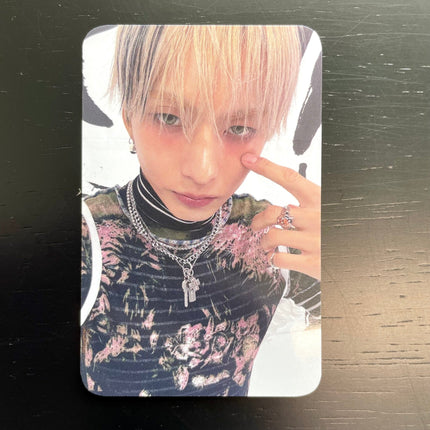 xdinary heroes yes24 photocard