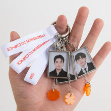 Load image into Gallery viewer, BTS PTD On Stage Keyring